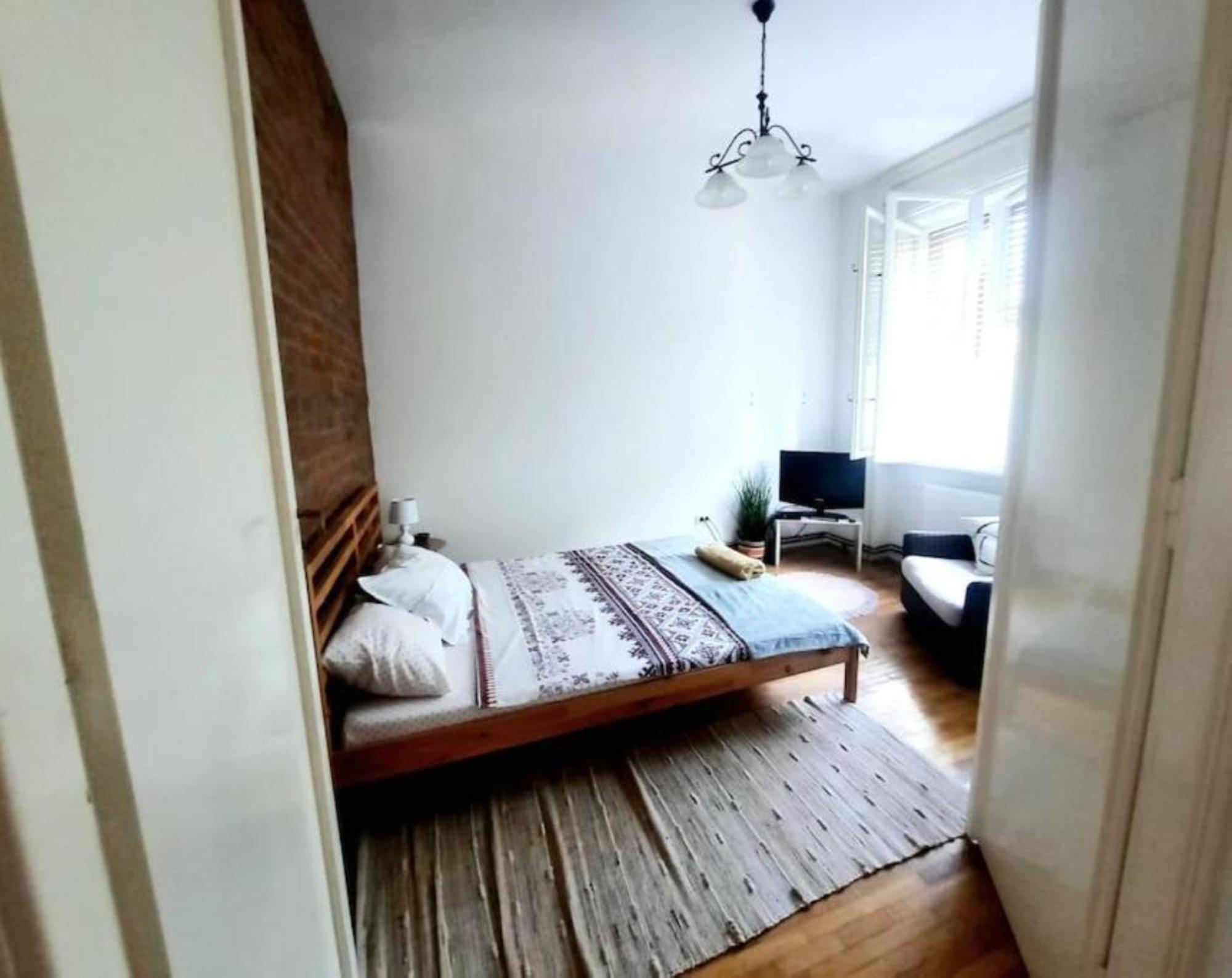 One Bedroom By The Park Old Town Belle Vue Timisoara Exterior foto